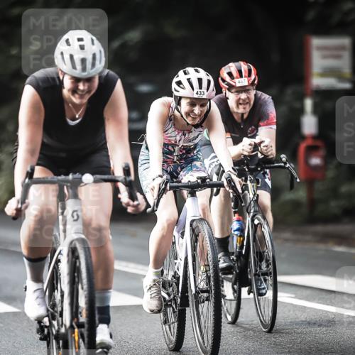 13.09.2026 - Stadtparktriathlon H.Heesch http://msf.ph/oto/10373762 13.09.2026 10:53:43 Radfahren 389, 419, 433, 434, 439, 460, 487, 494, 533 meine-sportfotos.de