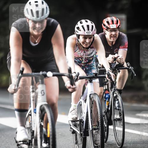 13.09.2026 - Stadtparktriathlon H.Heesch http://msf.ph/oto/10373773 13.09.2026 10:53:44 Radfahren 346, 389, 419, 433, 434, 439, 460, 487, 494, 533 meine-sportfotos.de