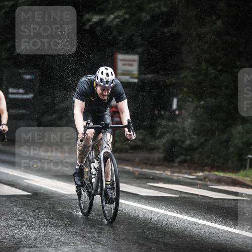 13.09.2026 - Stadtparktriathlon H.Heesch http://msf.ph/oto/10373794 13.09.2026 12:10:20 Radfahren 856, 860, 933, 965, 1062, 1063 meine-sportfotos.de