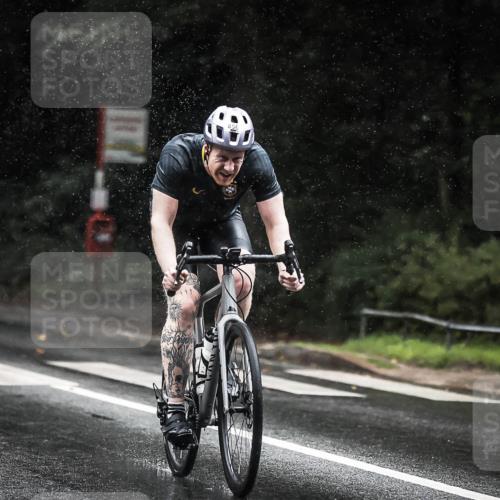13.09.2026 - Stadtparktriathlon H.Heesch http://msf.ph/oto/10373805 13.09.2026 12:10:20 Radfahren 856, 860, 933, 965, 1062, 1063 meine-sportfotos.de