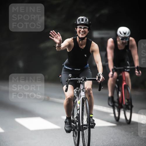 13.09.2026 - Stadtparktriathlon H.Heesch http://msf.ph/oto/10373806 13.09.2026 10:24:08 Radfahren 295, 301, 306, 320, 403, 409 meine-sportfotos.de
