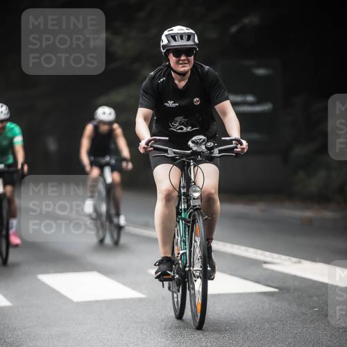 13.09.2026 - Stadtparktriathlon H.Heesch http://msf.ph/oto/10373851 13.09.2026 10:24:12 Radfahren 301, 306, 320, 403, 409, 445 meine-sportfotos.de