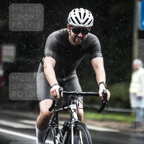 13.09.2026 - Stadtparktriathlon H.Heesch http://msf.ph/oto/10373861 13.09.2026 12:10:23 Radfahren 856, 860, 933, 965, 1062, 1063 meine-sportfotos.de