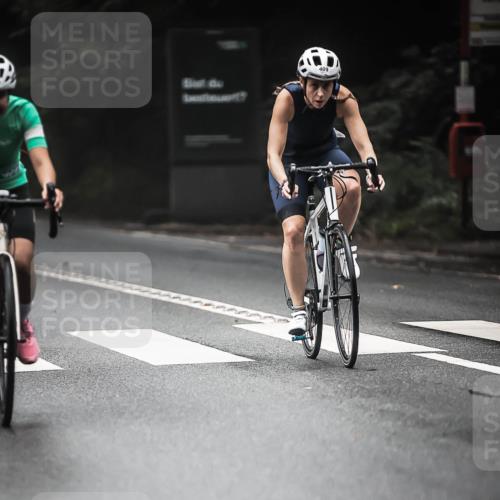 13.09.2026 - Stadtparktriathlon H.Heesch http://msf.ph/oto/10373884 13.09.2026 10:24:13 Radfahren 301, 306, 320, 403, 409, 445 meine-sportfotos.de