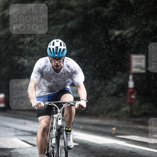 13.09.2026 - Stadtparktriathlon H.Heesch http://msf.ph/oto/10373891 13.09.2026 12:10:26 Radfahren 856, 860, 965, 1033, 1062, 1063 meine-sportfotos.de