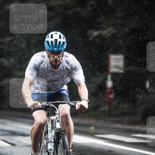 13.09.2026 - Stadtparktriathlon H.Heesch http://msf.ph/oto/10373896 13.09.2026 12:10:26 Radfahren 856, 860, 965, 1033, 1062, 1063 meine-sportfotos.de