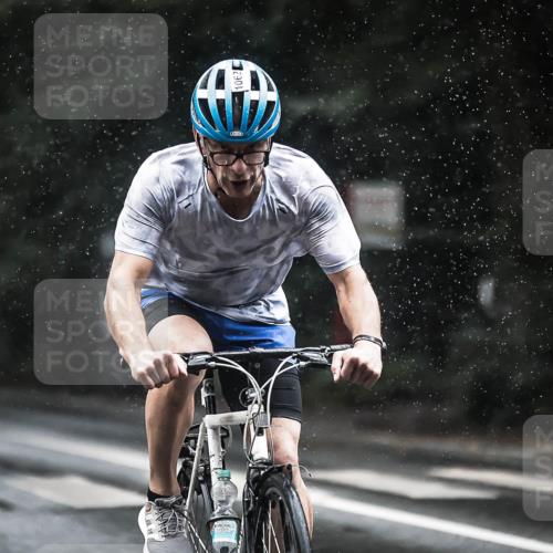 13.09.2026 - Stadtparktriathlon H.Heesch http://msf.ph/oto/10373904 13.09.2026 12:10:26 Radfahren 856, 860, 965, 1033, 1062, 1063 meine-sportfotos.de