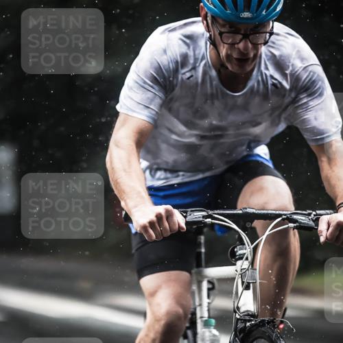 13.09.2026 - Stadtparktriathlon H.Heesch http://msf.ph/oto/10373918 13.09.2026 12:10:26 Radfahren 856, 860, 965, 1033, 1062, 1063 meine-sportfotos.de