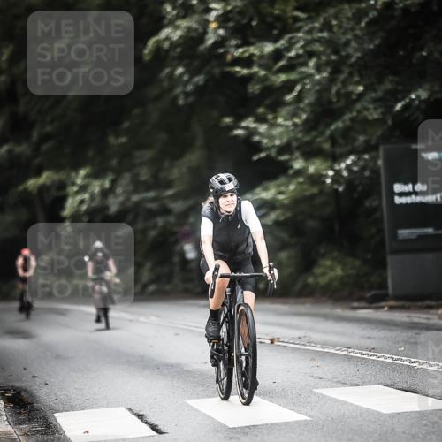 13.09.2026 - Stadtparktriathlon H.Heesch http://msf.ph/oto/10373928 13.09.2026 13:30:08 Radfahren 1378, 1391, 1413, 1447, 1457, 1466, 1476, 1510 meine-sportfotos.de