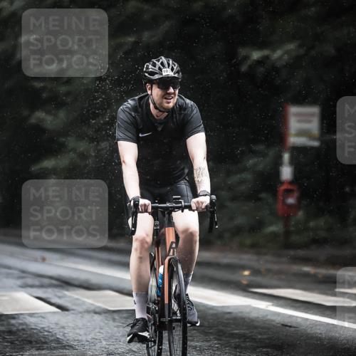 13.09.2026 - Stadtparktriathlon H.Heesch http://msf.ph/oto/10373937 13.09.2026 12:10:31 Radfahren 926, 946, 987, 1033, 1062, 1063 meine-sportfotos.de