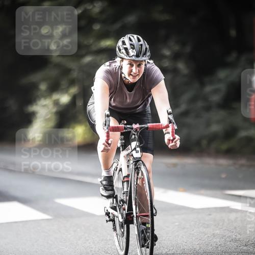 13.09.2026 - Stadtparktriathlon H.Heesch http://msf.ph/oto/10373939 13.09.2026 10:53:54 Radfahren 346, 385, 389, 419, 452, 489, 533 meine-sportfotos.de