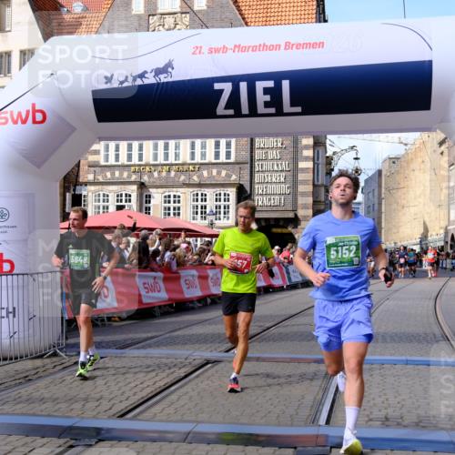 13.09.2026 - 21. swb-Marathon Bremen Tim E. http://msf.ph/oto/10373942 13.09.2026 13:11:01 Ziel 384, 1181, 1385, 1498, 1554, 2347, 4023, 4727, 5066, 5152, 5155, 5168, 5314, 5387, 5620, 5648, 6267, 7115, 7136, 9659, 13248 meine-sportfotos.de