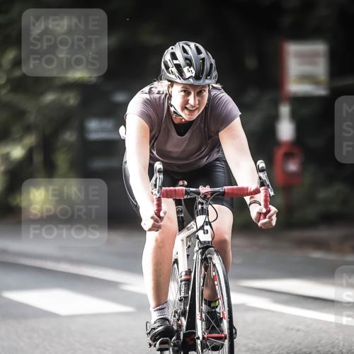 13.09.2026 - Stadtparktriathlon H.Heesch http://msf.ph/oto/10373953 13.09.2026 10:53:54 Radfahren 346, 385, 389, 419, 452, 489, 533 meine-sportfotos.de