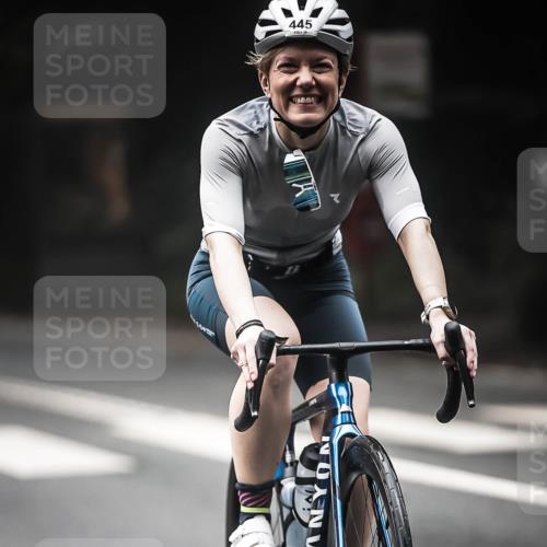 13.09.2026 - Stadtparktriathlon H.Heesch http://msf.ph/oto/10373962 13.09.2026 10:24:18 Radfahren 306, 320, 409, 445 meine-sportfotos.de
