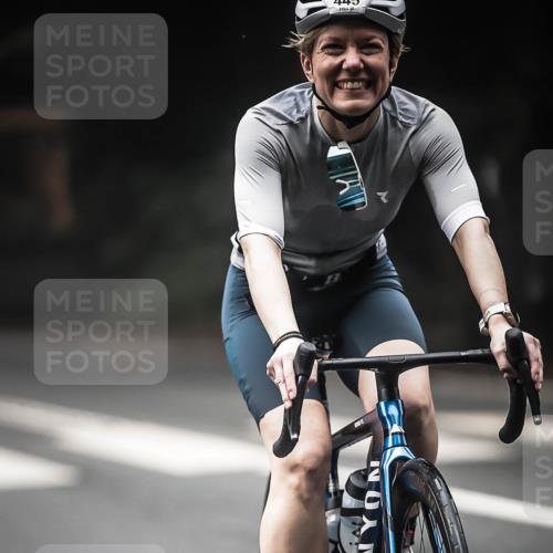 13.09.2026 - Stadtparktriathlon H.Heesch http://msf.ph/oto/10373967 13.09.2026 10:24:18 Radfahren 306, 320, 409, 445 meine-sportfotos.de