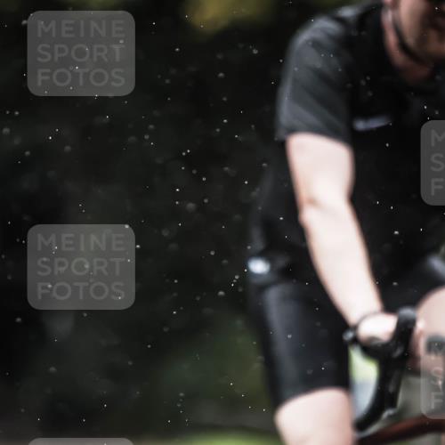 13.09.2026 - Stadtparktriathlon H.Heesch http://msf.ph/oto/10373968 13.09.2026 12:10:32 Radfahren 926, 946, 987, 1033 meine-sportfotos.de