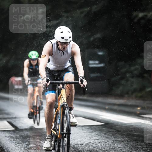 13.09.2026 - Stadtparktriathlon H.Heesch http://msf.ph/oto/10373974 13.09.2026 12:10:34 Radfahren 859, 926, 946, 987, 1033 meine-sportfotos.de