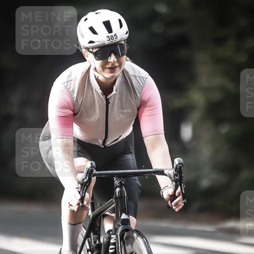 13.09.2026 - Stadtparktriathlon H.Heesch http://msf.ph/oto/10373996 13.09.2026 10:53:58 Radfahren 385, 452, 489, 519 meine-sportfotos.de