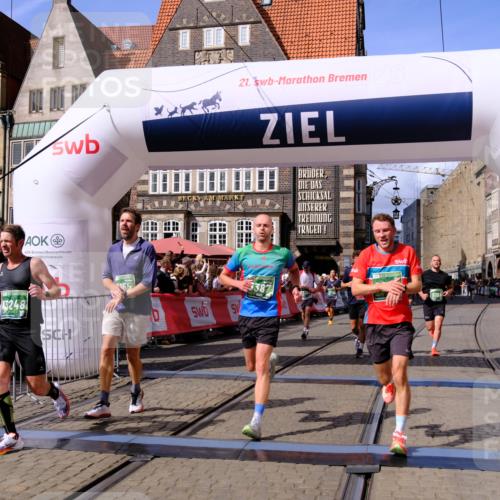 13.09.2026 - 21. swb-Marathon Bremen Tim E. http://msf.ph/oto/10374023 13.09.2026 13:11:10 Ziel 384, 697, 1385, 1498, 2021, 2347, 2759, 4023, 4475, 4571, 5079, 5155, 5168, 5314, 5387, 6657, 7115, 7136, 9622, 9659, 13248 meine-sportfotos.de