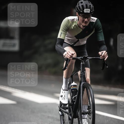 13.09.2026 - Stadtparktriathlon H.Heesch http://msf.ph/oto/10374049 13.09.2026 10:24:32 Radfahren 236, 287, 289, 343 meine-sportfotos.de