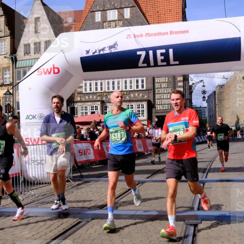 13.09.2026 - 21. swb-Marathon Bremen Tim E. http://msf.ph/oto/10374051 13.09.2026 13:11:10 Ziel 384, 697, 1385, 1498, 2021, 2347, 2759, 4023, 4475, 4571, 5079, 5155, 5168, 5314, 5387, 6657, 7115, 7136, 9622, 9659, 13248 meine-sportfotos.de