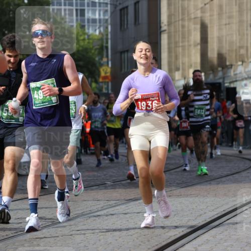 13.09.2026 - 21. swb-Marathon Bremen Strokosch-Dieckow http://msf.ph/oto/10374070 13.09.2026 13:37:08 Ziel 551, 813, 843, 1641, 1849, 1936, 2275, 3122, 3541, 3635, 3787, 3815, 3874, 3998, 4050, 4304, 4335, 4892, 5061, 5236, 5355, 5447, 5656, 5823, 6050, 6269, 6280, 6340, 6408, 6966, 7039, 7046, 7229, 7237, 7640, 7656, 8034, 8498, 8685, 8723, 9331, 9589, 9658, 9776, 9807, 270, 391, 869, 1180, 3333, 3627, 3823, 4947, 5388, 5547, 5577, 5612, 5738, 5791, 6046, 6904, 6947, 7571, 8268, 8753, 9701 meine-sportfotos.de