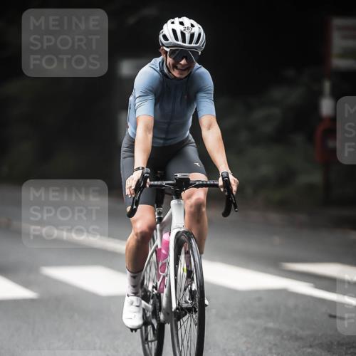 13.09.2026 - Stadtparktriathlon H.Heesch http://msf.ph/oto/10374078 13.09.2026 10:24:34 Radfahren 287, 289, 313, 343 meine-sportfotos.de