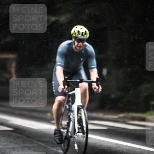 13.09.2026 - Stadtparktriathlon H.Heesch http://msf.ph/oto/10374083 13.09.2026 12:10:42 Radfahren 844, 859, 946, 948, 1030, 1053, 1060 meine-sportfotos.de