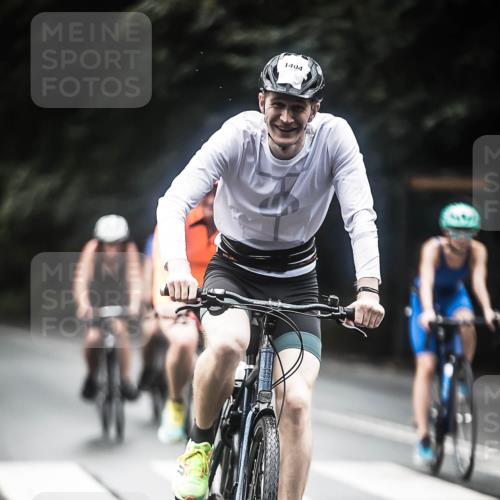 13.09.2026 - Stadtparktriathlon H.Heesch http://msf.ph/oto/10374088 13.09.2026 13:30:44 Radfahren 1316, 1372, 1404, 1424, 1465, 1484 meine-sportfotos.de