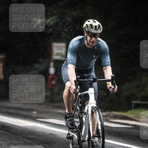 13.09.2026 - Stadtparktriathlon H.Heesch http://msf.ph/oto/10374091 13.09.2026 12:10:42 Radfahren 844, 859, 946, 948, 1030, 1053, 1060 meine-sportfotos.de
