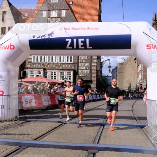 13.09.2026 - 21. swb-Marathon Bremen Tim E. http://msf.ph/oto/10374093 13.09.2026 13:11:11 Ziel 384, 697, 1385, 1498, 2021, 2347, 2759, 4023, 4475, 4571, 5079, 5155, 5168, 5314, 5387, 6471, 6657, 7115, 7136, 9622, 9659, 13248 meine-sportfotos.de
