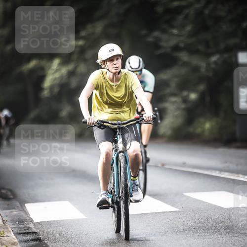 13.09.2026 - Stadtparktriathlon H.Heesch http://msf.ph/oto/10374111 13.09.2026 10:54:04 Radfahren 408, 489, 519, 622 meine-sportfotos.de