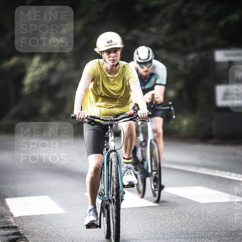 13.09.2026 - Stadtparktriathlon H.Heesch http://msf.ph/oto/10374120 13.09.2026 10:54:05 Radfahren 408, 489, 519, 622 meine-sportfotos.de