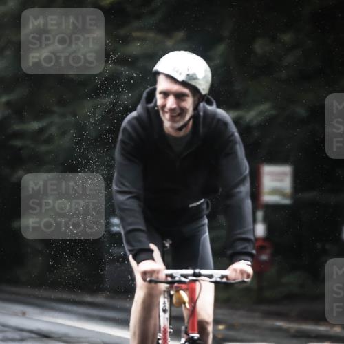 13.09.2026 - Stadtparktriathlon H.Heesch http://msf.ph/oto/10374147 13.09.2026 12:10:48 Radfahren 831, 844, 948, 1029, 1053, 1060 meine-sportfotos.de