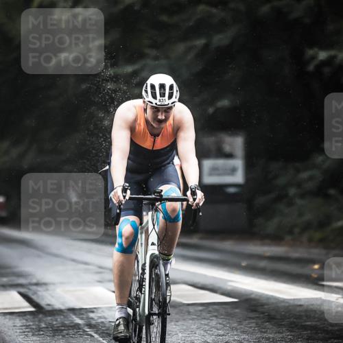 13.09.2026 - Stadtparktriathlon H.Heesch http://msf.ph/oto/10374155 13.09.2026 12:10:51 Radfahren 831, 844, 905, 948, 1029, 1053 meine-sportfotos.de