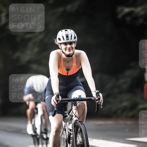 13.09.2026 - Stadtparktriathlon H.Heesch http://msf.ph/oto/10374187 13.09.2026 10:54:12 Radfahren 429, 445, 486 meine-sportfotos.de
