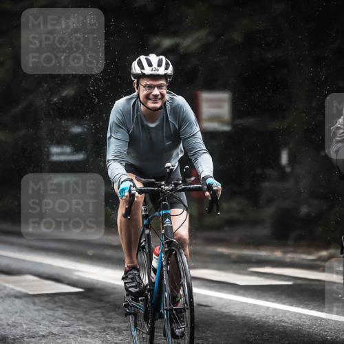 13.09.2026 - Stadtparktriathlon H.Heesch http://msf.ph/oto/10374233 13.09.2026 12:11:01 Radfahren 905, 938, 964, 981, 1020 meine-sportfotos.de