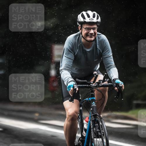 13.09.2026 - Stadtparktriathlon H.Heesch http://msf.ph/oto/10374245 13.09.2026 12:11:01 Radfahren 905, 938, 964, 981, 1020 meine-sportfotos.de