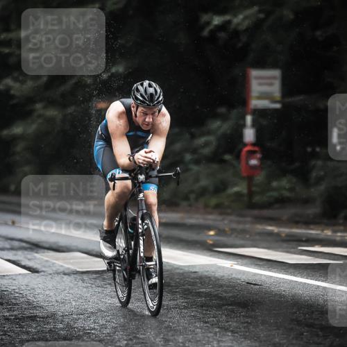 13.09.2026 - Stadtparktriathlon H.Heesch http://msf.ph/oto/10374252 13.09.2026 12:11:07 Radfahren 949, 964 meine-sportfotos.de