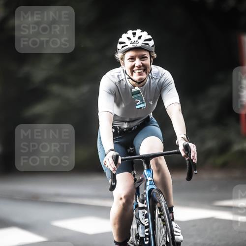 13.09.2026 - Stadtparktriathlon H.Heesch http://msf.ph/oto/10374268 13.09.2026 10:54:18 Radfahren 429, 445, 459, 466, 468, 471, 472, 486 meine-sportfotos.de