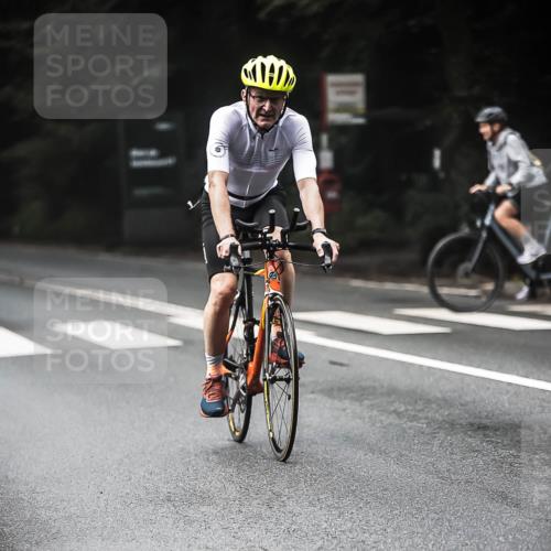 13.09.2026 - Stadtparktriathlon H.Heesch http://msf.ph/oto/10374303 13.09.2026 10:24:57 Radfahren 227, 427, 430, 443 meine-sportfotos.de