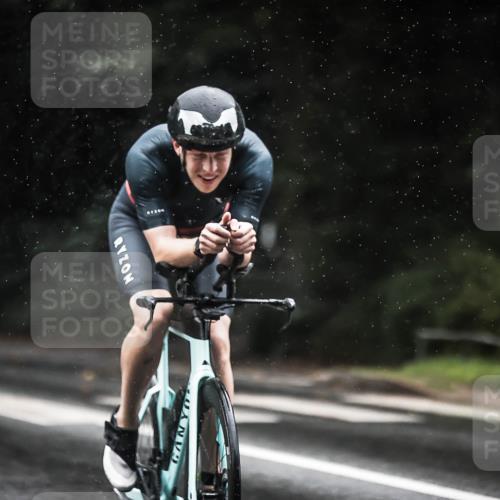 13.09.2026 - Stadtparktriathlon H.Heesch http://msf.ph/oto/10374306 13.09.2026 12:11:18 Radfahren 1008, 1036, 1048 meine-sportfotos.de