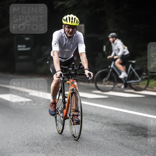 13.09.2026 - Stadtparktriathlon H.Heesch http://msf.ph/oto/10374310 13.09.2026 10:24:57 Radfahren 227, 427, 430, 443 meine-sportfotos.de