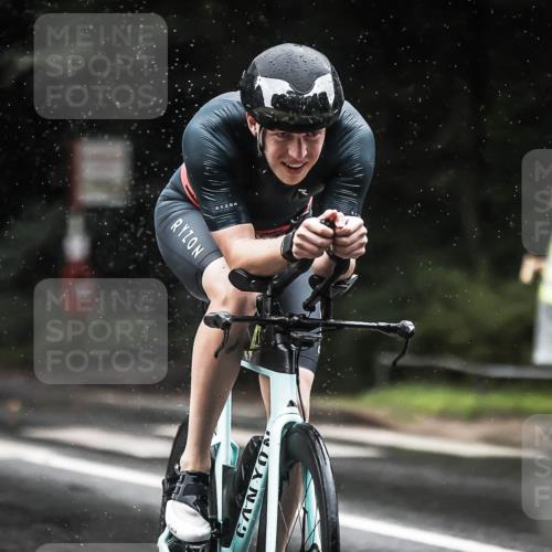 13.09.2026 - Stadtparktriathlon H.Heesch http://msf.ph/oto/10374313 13.09.2026 12:11:18 Radfahren 1008, 1036, 1048 meine-sportfotos.de