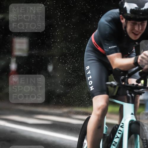 13.09.2026 - Stadtparktriathlon H.Heesch http://msf.ph/oto/10374319 13.09.2026 12:11:18 Radfahren 1008, 1036, 1048 meine-sportfotos.de