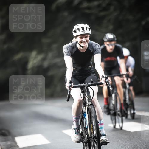 13.09.2026 - Stadtparktriathlon H.Heesch http://msf.ph/oto/10374329 13.09.2026 10:54:22 Radfahren 445, 459, 466, 468, 471, 472 meine-sportfotos.de