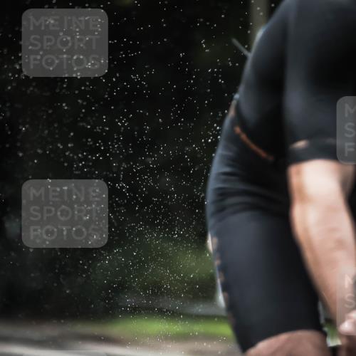13.09.2026 - Stadtparktriathlon H.Heesch http://msf.ph/oto/10374331 13.09.2026 12:11:19 Radfahren 1008, 1036, 1048 meine-sportfotos.de