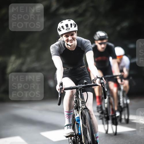 13.09.2026 - Stadtparktriathlon H.Heesch http://msf.ph/oto/10374341 13.09.2026 10:54:22 Radfahren 445, 459, 466, 468, 471, 472 meine-sportfotos.de