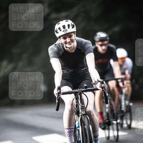 13.09.2026 - Stadtparktriathlon H.Heesch http://msf.ph/oto/10374344 13.09.2026 10:54:22 Radfahren 445, 459, 466, 468, 471, 472 meine-sportfotos.de