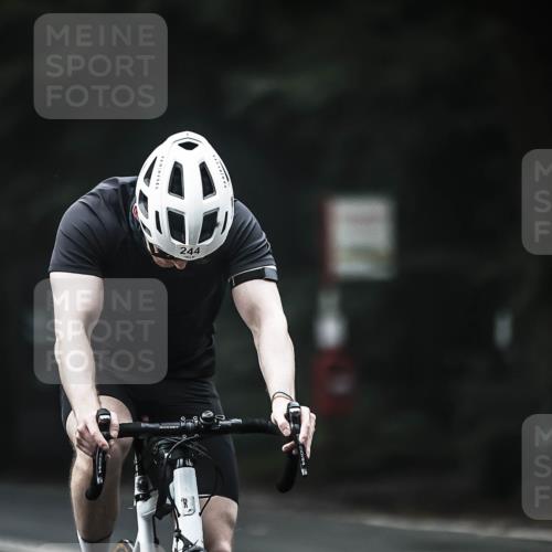 13.09.2026 - Stadtparktriathlon H.Heesch http://msf.ph/oto/10374346 13.09.2026 10:25:07 Radfahren 244 meine-sportfotos.de